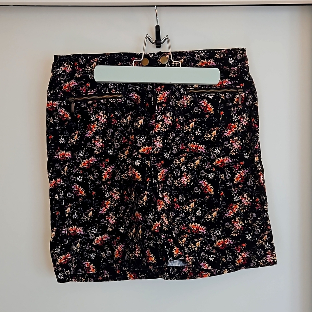 Mossimo floral skirt